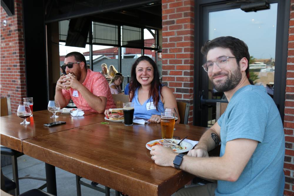 Alumni enjoy cold brews and delicious food at Founders Brewing Co.